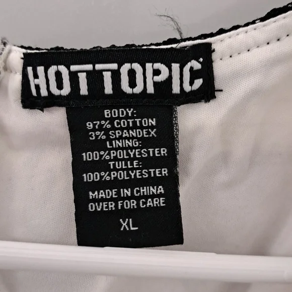 Purple music note and roses dress - Picture 3 of 4